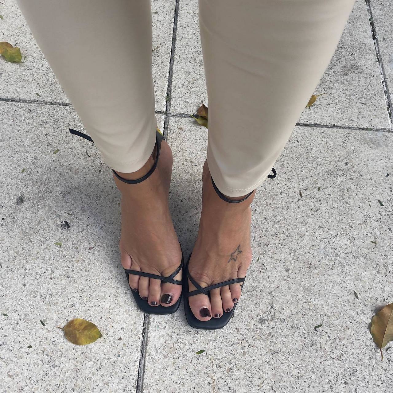 Flavia Palmiero Feet